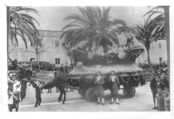 FOTO. REPRODUCCIÓN. CARNAVAL DE CÁDIZ, AÑOS 20. CARROZA CARNAVAL, PARQUE GENOVÉS.