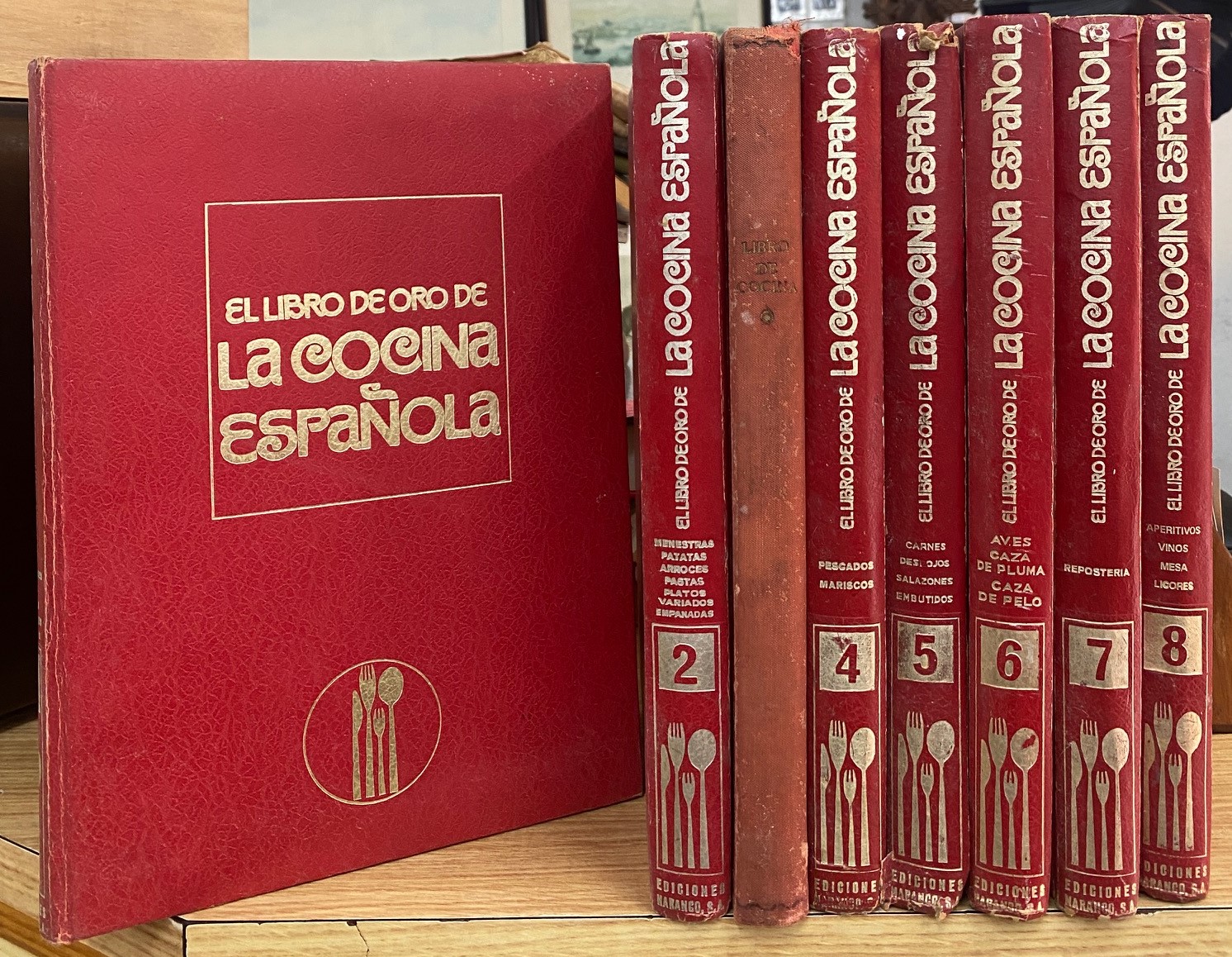 EL LIBRO DE ORO DE LA COCINA ESPAÑOLA (8 TOMOS)