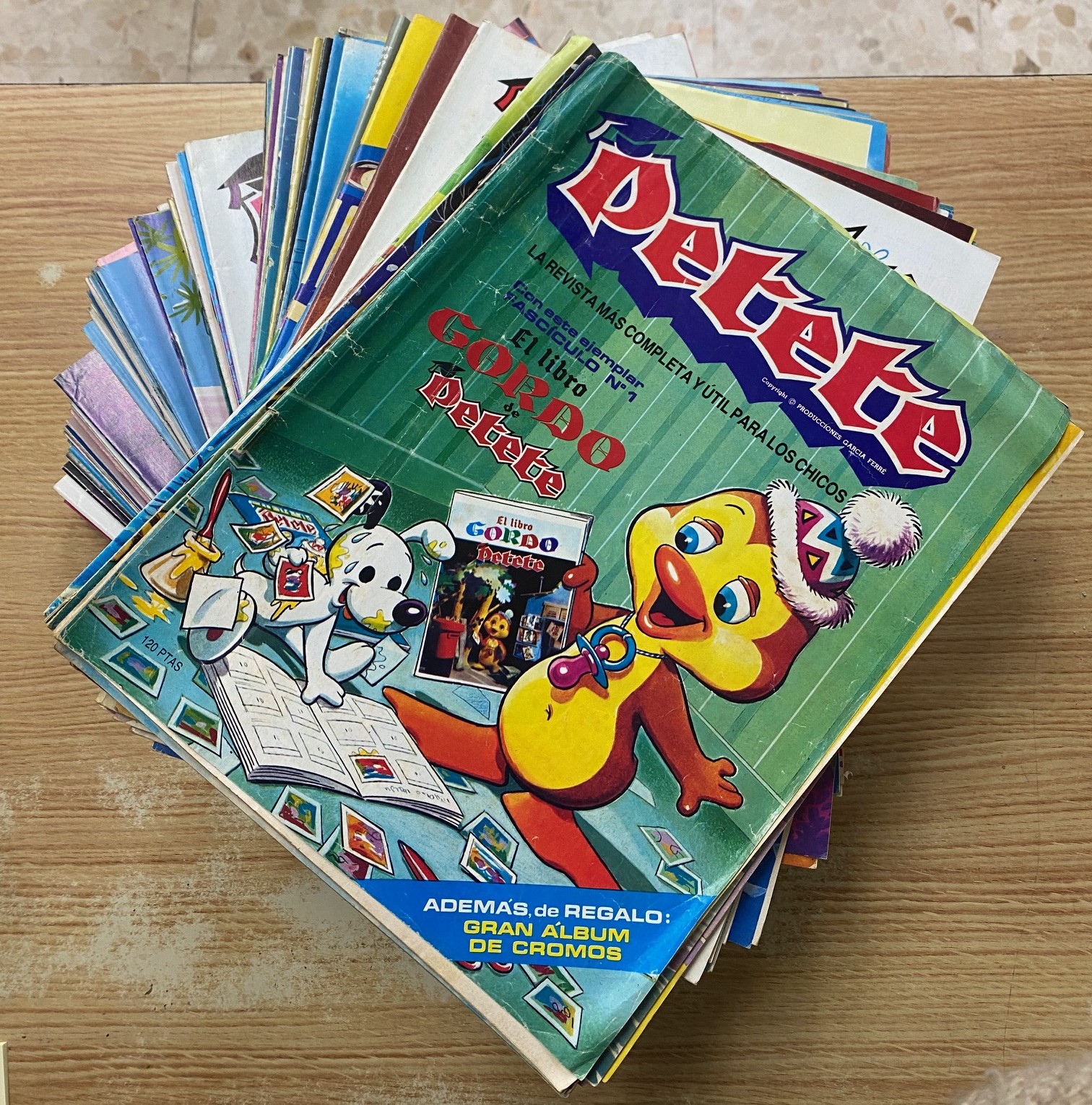 PETETE. LOTE DE REVISTAS Y TOMOS (LEER DESCRIPCIÓN)