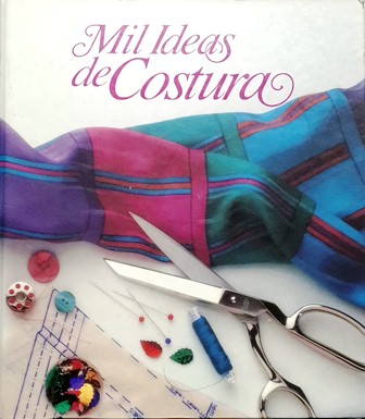 MIL IDEAS DE COSTURAS - DOS ARCHIVADORES CON FASCICULOS