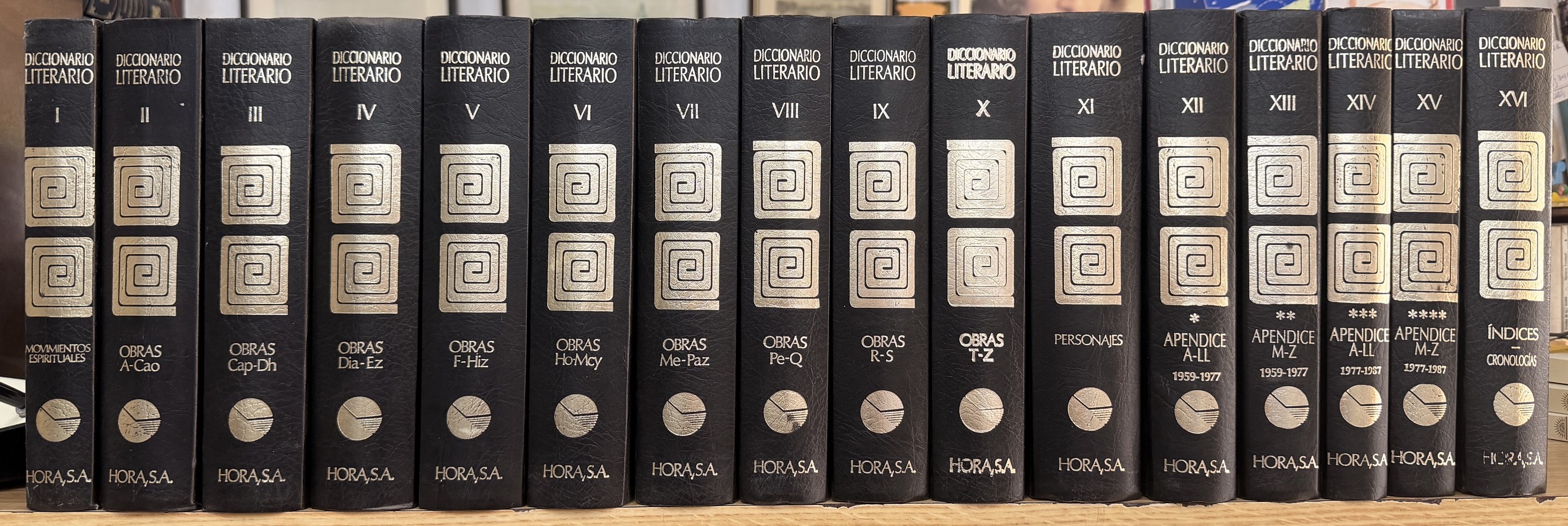 DICCIONARIO LITERARIO DE OBRAS Y PERSONAJES DE TODOS LOS TIEMPOS Y PAISES (16 TOMOS)
