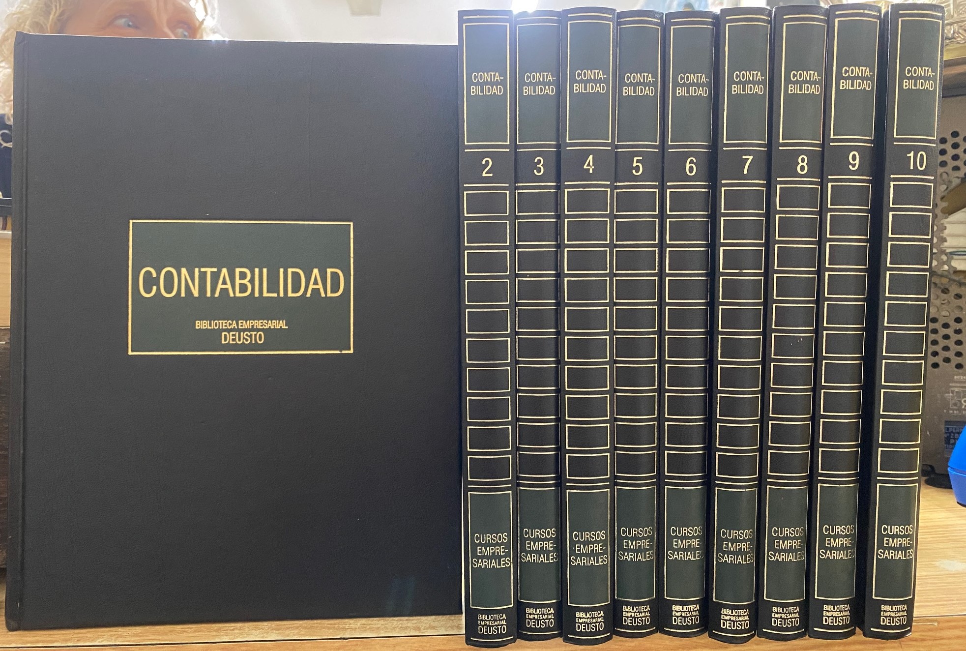 CONTABILIDAD. BIBLIOTECA EMPRESARIAL DEUSTO (10 TOMOS)
