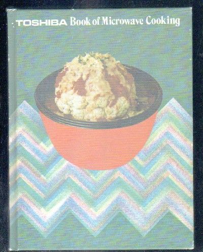 BOOK OF MICROWAVE COOKING.