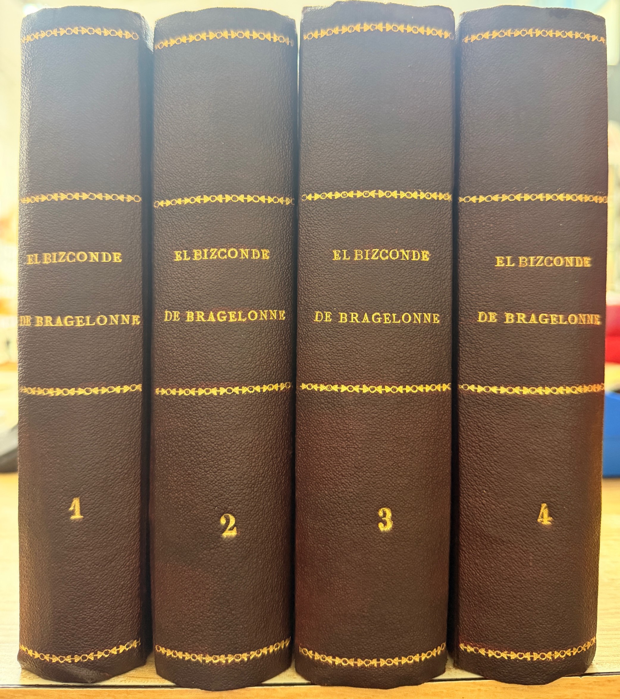 LOS TRES MOQUETEROS: EL BIZCONDE DE BRAGELONNE (4 TOMOS)