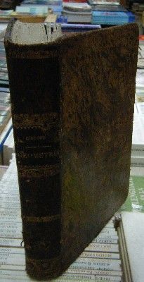 LECCIONES DE GEOMETRÍA CON ALGUNAS NOCIONES DE LA DESCRIPTIVA