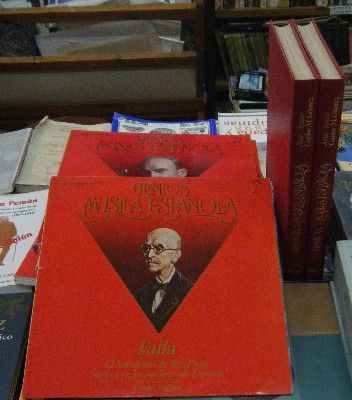 GENIOS DE LA MÚSICA ESPAÑOLA. 2 VOLÚMENES + 21 VINILOS