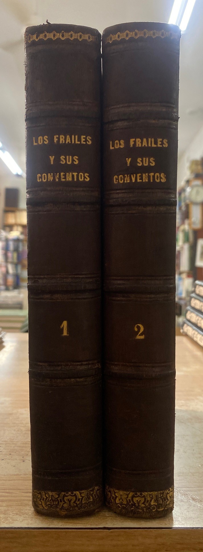 LOS FRAILES Y SUS CONVENTOS (2 TOMOS)