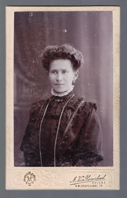 FOTOGRAFIA DE SEÑORA. FOTO A. VAN HORENBEECK (ANVERS). SOBRE 1900.