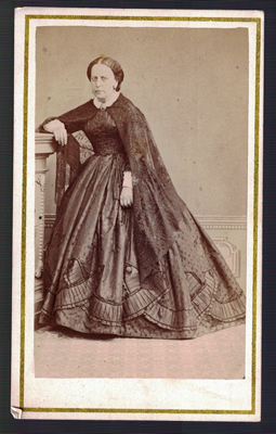 FOTOGRAFIA DE SEÑORA. SOBRE 1880.