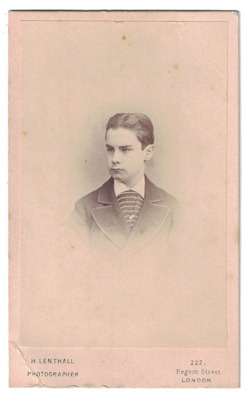FOTOGRAFIA DE JOVEN. FOTO H. LENTHALL (LONDRES). SIGLO XIX.