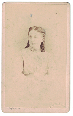 FOTOGRAFIA DE SEÑORA. FOTO ELLEBY TORCK (KJOBENHAVNC. ARCHIVALD) EDINBURGH. SOBRE 1890.