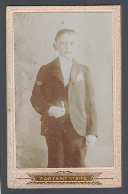 FOTOGRAFIA DE NIÑO. FOTO JOHN BLANTER (BRUXELLES). SOBRE 1890.