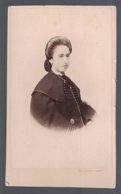 FOTOGRAFIA RETRATO DE MUJER - SOBRE 1900.