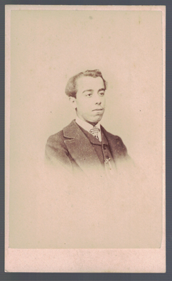 FOTOGRAFIA DE JOVEN. FOTO CAVILLAS BRUZON, GIBRALTAR. SOBRE 1870.