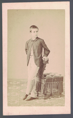 FOTOGRAFIA DE NIÑO. FOTO G. DAUTEZ, GIBRALTAR. SOBRE 1870.