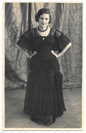 FOTOGRAFIA POSTAL SEÑORITA SIN CIRCULAR, SOBRE 1930