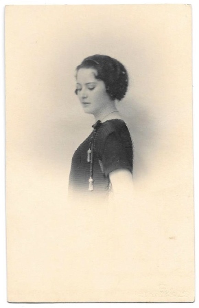 FOTOGRAFIA POSTAL SEÑORITA SIN CIRCULAR,  SOBRE 1920