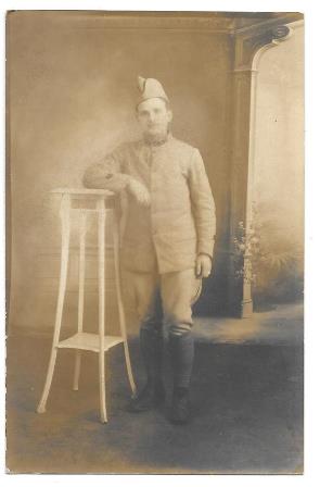 FOTOGRAFIA POSTAL DE SOLDADO, ESCRITA SIN CIRCULAR AÑO 1907