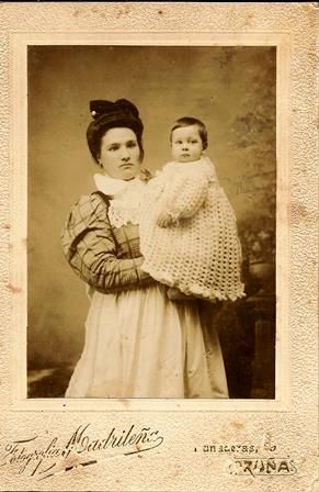 FOTO RETRATO DE MADRE E HIJO FOTOGRAFIA MADRILEÑA (CORUÑA), SOBRE 1920