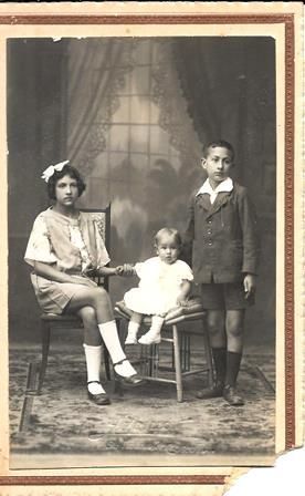 FOTO DE NIÑOS FOTOGRAFIA AVRILLON (CORUÑA), SOBRE 1920