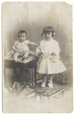 FOTO POSTAL SIN CIRCULAR, PAREJA DE NIÑA Y NIÑO. FOTO J. ALONSO BARCELONA