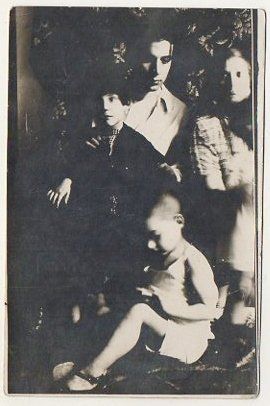 FOTOGRAFIA POSTAL SIN CIRCULAR, FOTO REUNION FAMILIAR