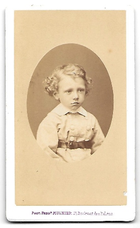 FOTOGRAFIA NIÑO EN OVALO. MULNIER PARIS 1870
