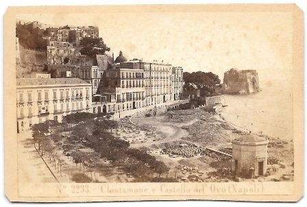 FOTO CHIATAMONE E CASTELLO DELL'OVO  NAPOLES FOTO G. SOMMER