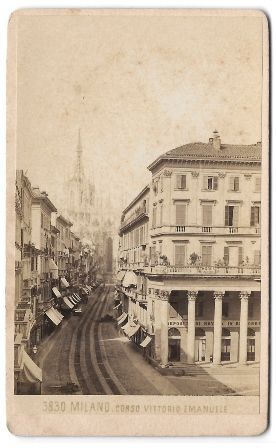 FOTO CORSO VITTORIO EMANUELE MILAN - FOTO GIACOMO BROGIT