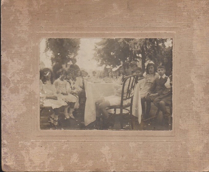 FOTOGRAFIA CELEBRACION DE PRIMERA COMUNION EN JEREZ SOBRE 1900