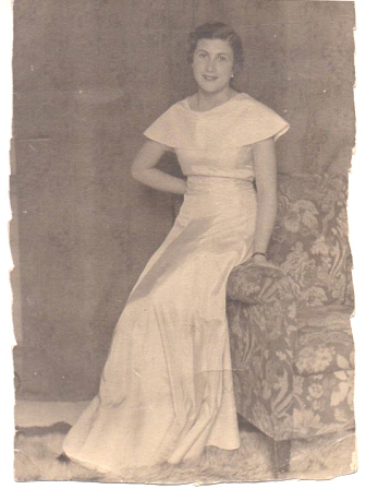 FOTOGRAFIA DE SEÑORITA  SOBRE 1950