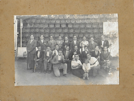 FOTOGRAFIA REUNION DE CAZADORES DEDICADA EN SEVILLA. SOBRE 1933