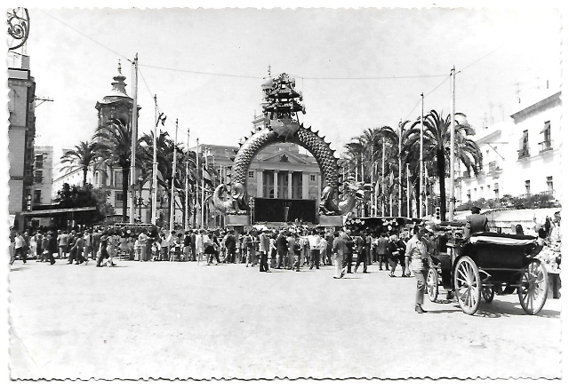 FOTOGRAFIA DE CADIZ FIESTAS TIPICAS 1971  PLAZA DE SAN JUAN DE DIOS.  FOTO TORNAY
