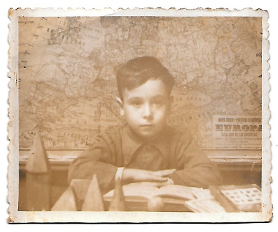 FOTOGRAFIA DE NIÑO EN ESCUELA CADIZ 1943 CON DEDICATORIA EN REVERSO