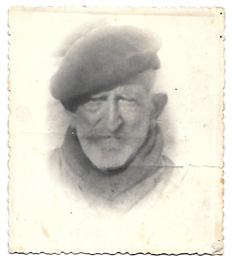 FOTOGRAFIA RETRATO DE HOMBRE ADULTO CON BOINA AÑOS 50 (DESLUCIDA)