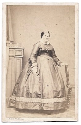 FOTOGRAFIA DE SEÑORA. FOTO J. DE PARADA, BORDEAUX. SOBRE 1860.