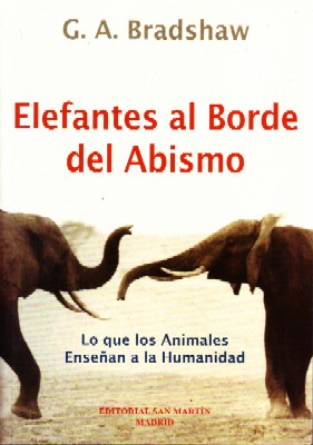ELEFANTES AL BORDE DEL ABISMO