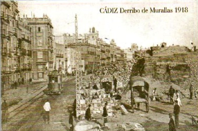 CALENDARIO DERRIBO MURALLAS 1918 CÁDIZ. AÑO 2005