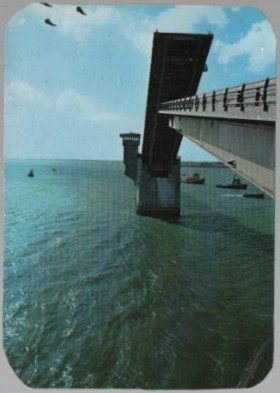 CALENDARIO PUENTE CARRANZA AÑO 1982
