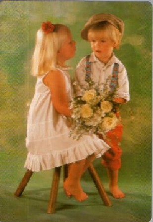 CALENDARIO PAREJA DE NIÑOS AÑO 2005