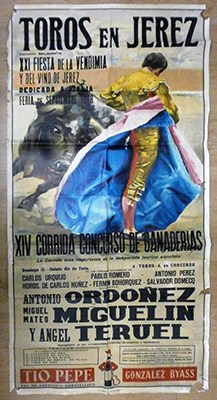 CARTEL DE TOROS EN PAPEL. PLAZA DE TOROS DE JEREZ, FIESTA DE LA VENDIMIA SEPTIEMBRE 1968.