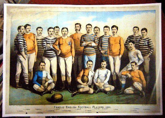 REPRODUCCION DE CARTEL FAMOUS ENGLISH FOOTBALL PLAYERS, 1881.