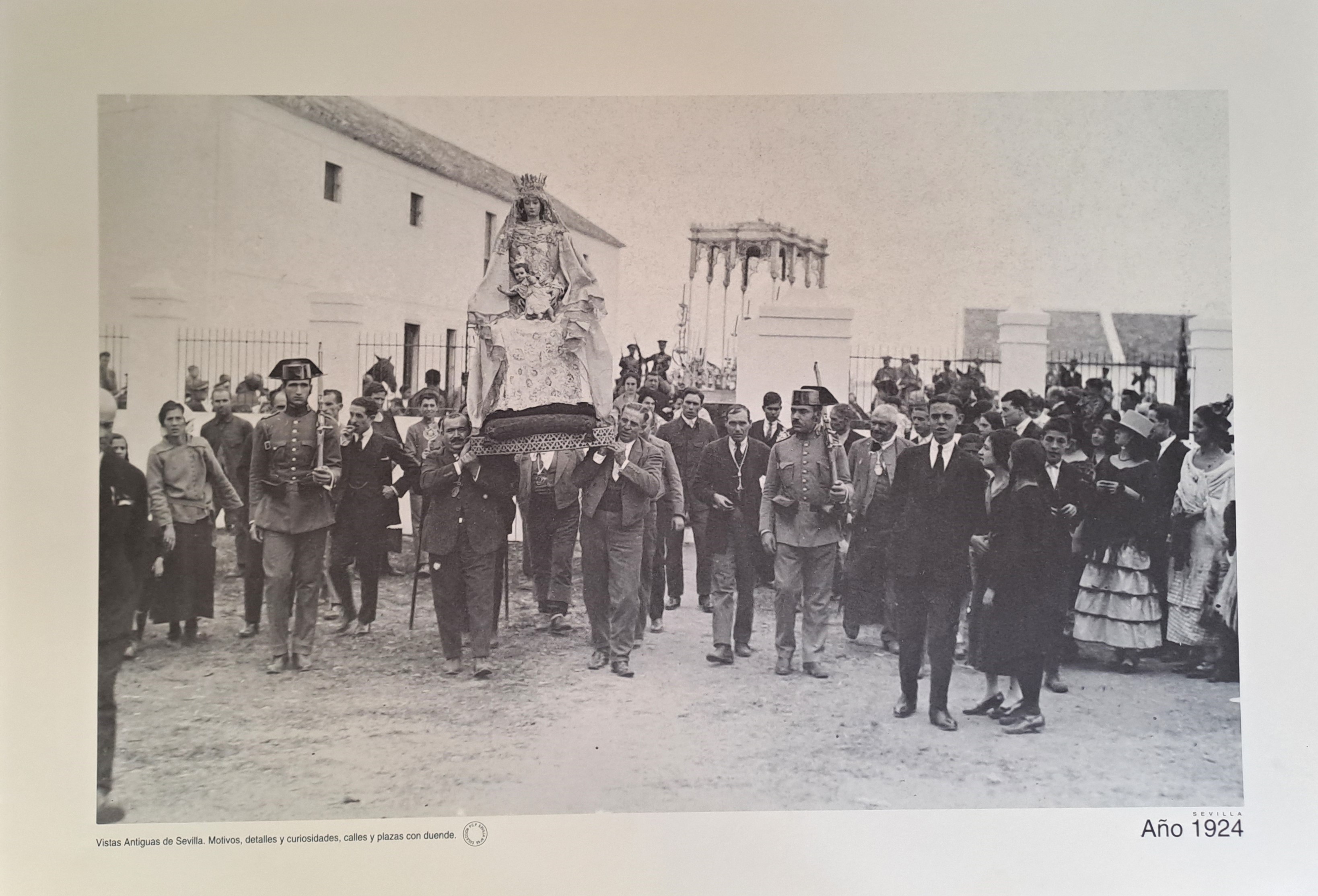 REPRODUCION LAMINA VISTAS ANTIGUAS DE SEVILLA  VIRGEN DE LOS REYES PATRONA DE SEVILLA AÑO 1924