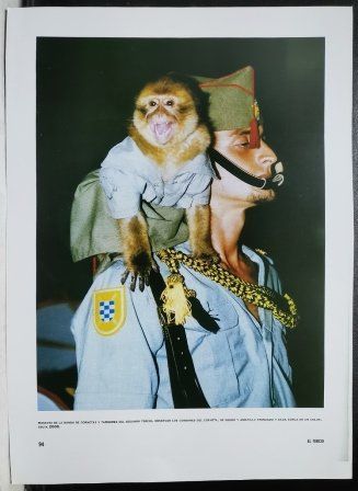 REPRODUCCION FOTOGRAFICA MASCOTA DE LA BANDA DE CORNETAS Y TAMORES DEL 2º TERCIO