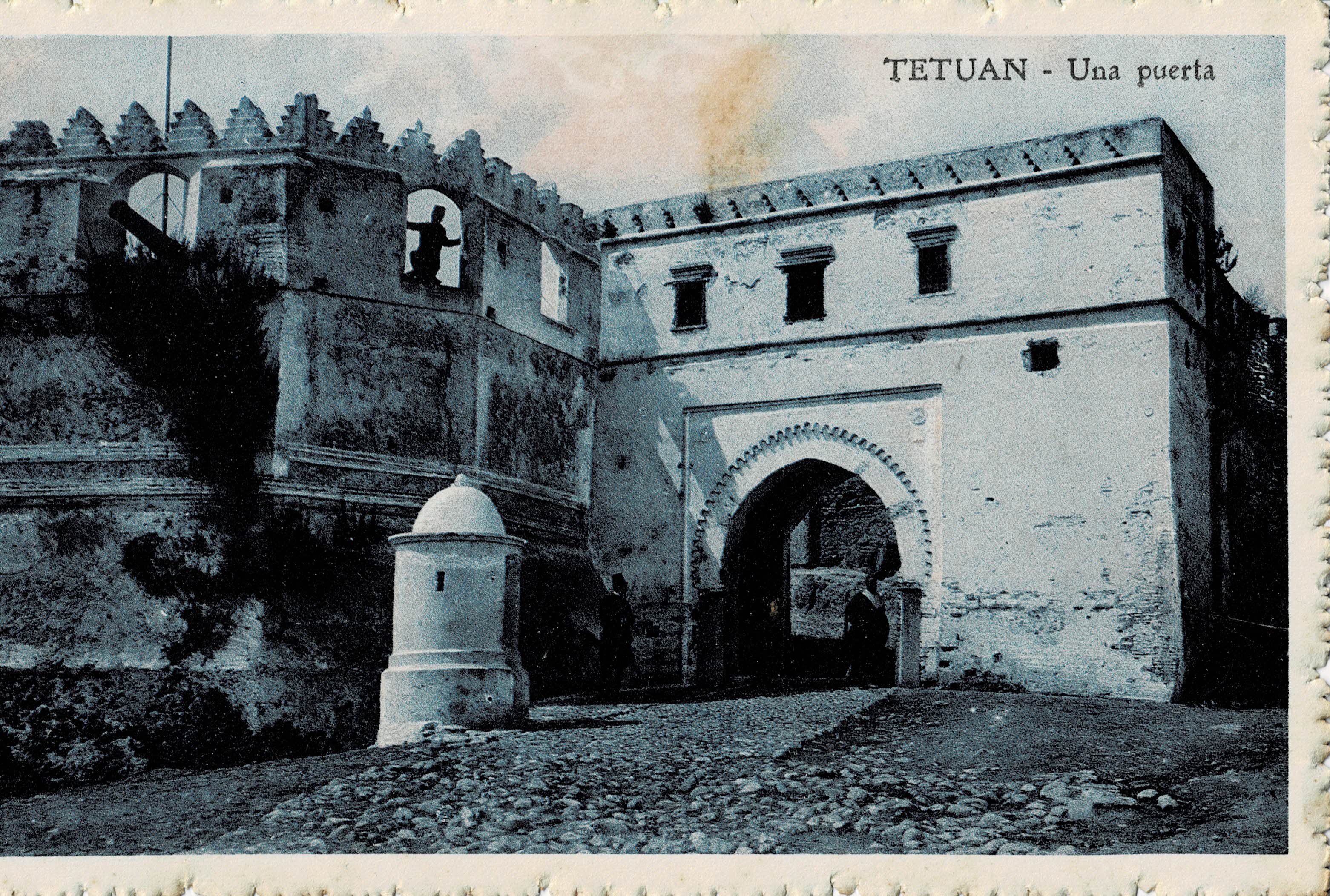 POSTAL DE TETUAN. UNA PUERTA