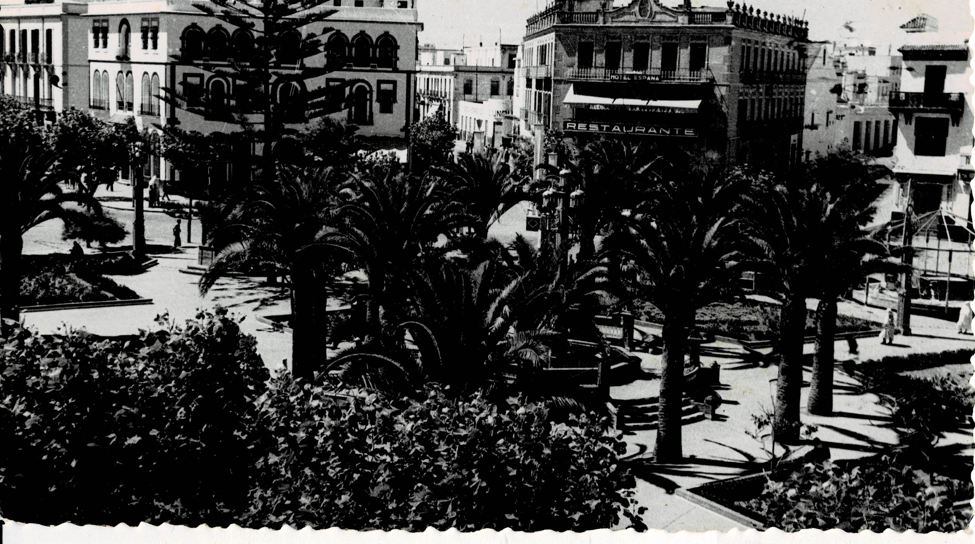 POSTAL DE MARRUECOS. LARACHE PLAZA DE ESPAÑA