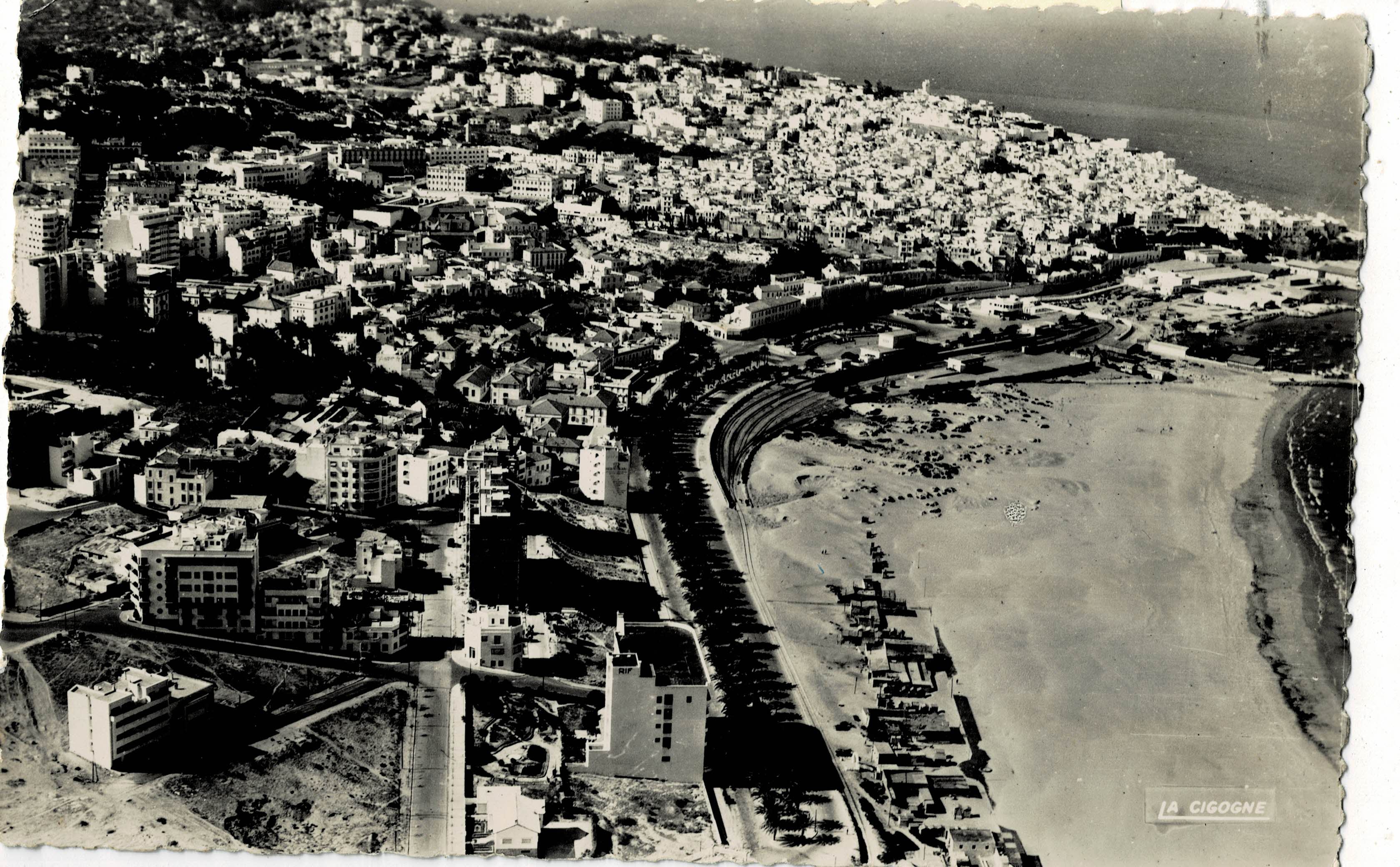 POSTAL DE MARRUECOS. EN AVION SUR TANGER. LA VIE ET LA PLAGE