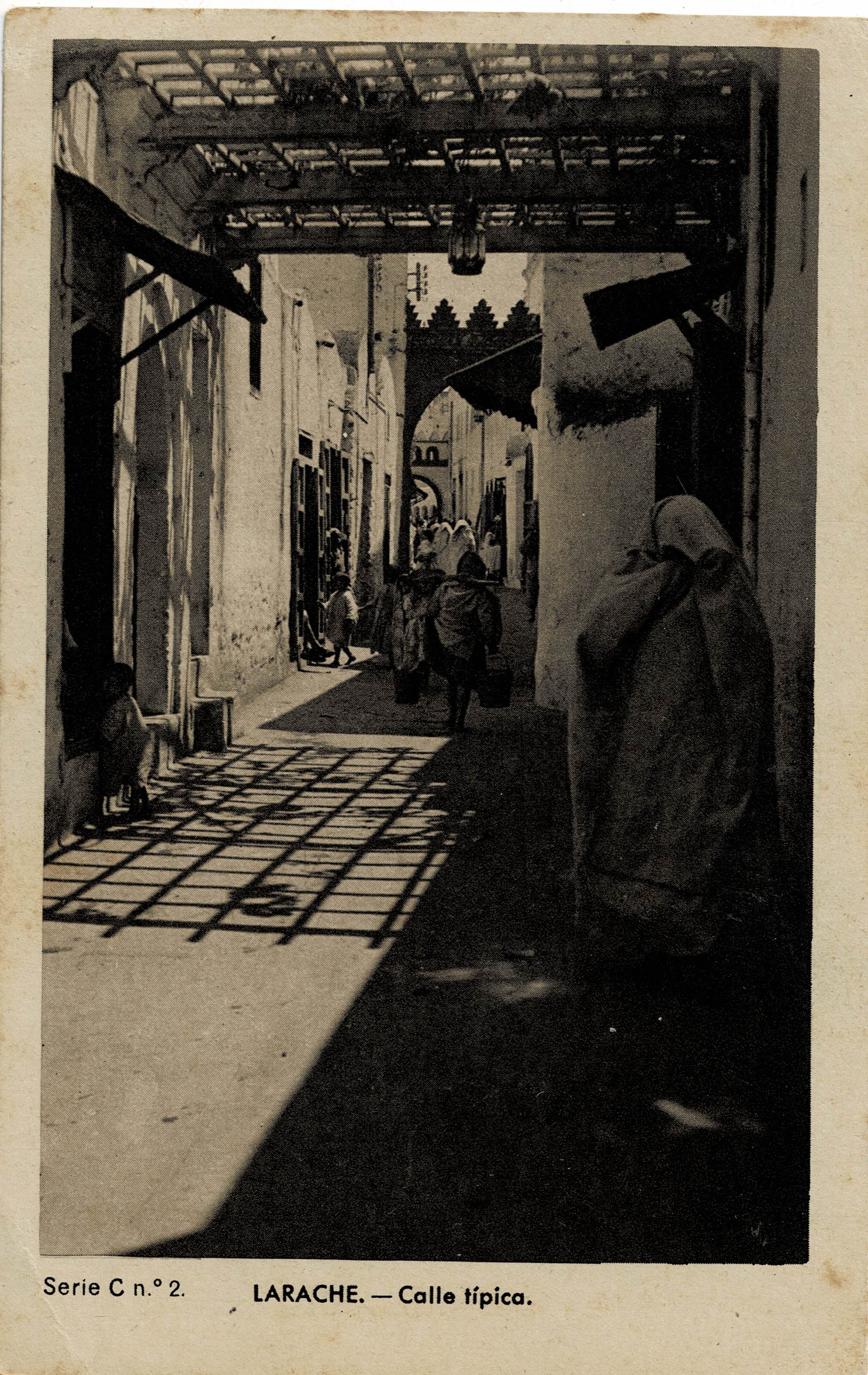 POSTAL DE MARRUECOS. LARACHE. CALLE TIPICA