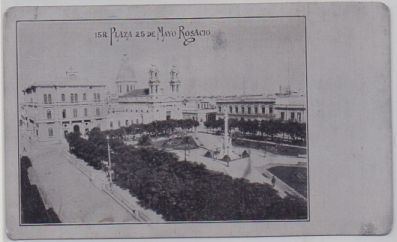 POSTAL DE ARGENTINA. PLAZA 25 DE MAYO. ROSACIO. FORMATO EN ALUMINIO