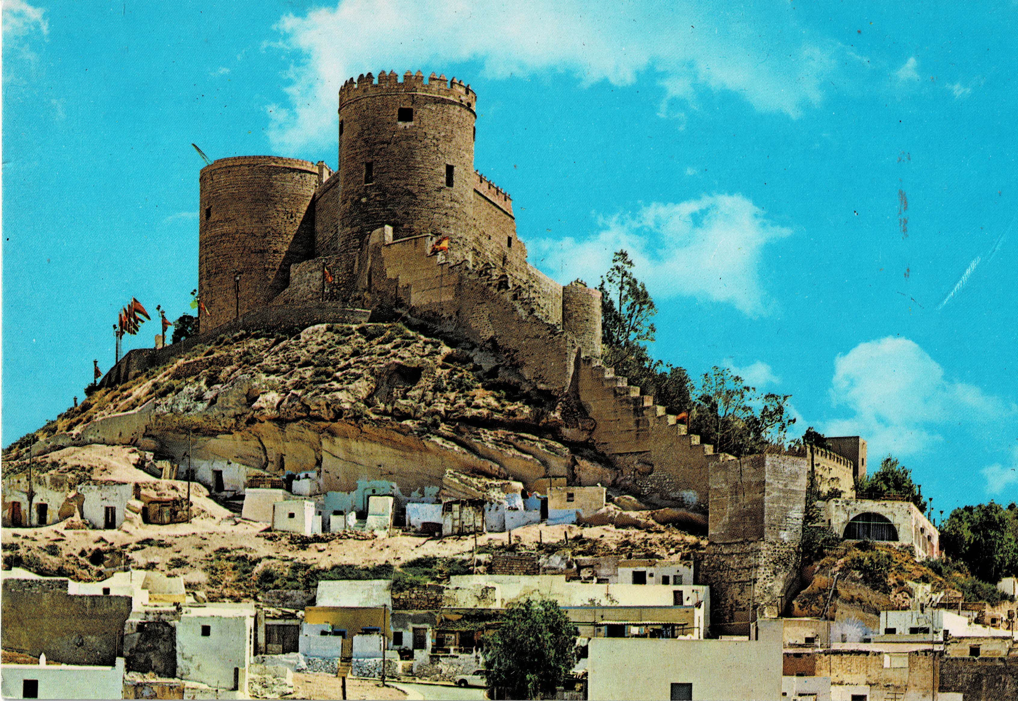 POSTAL MODERNA DE ALMERIA. ALCAZABA Y CUEVAS DE LA CHANCA